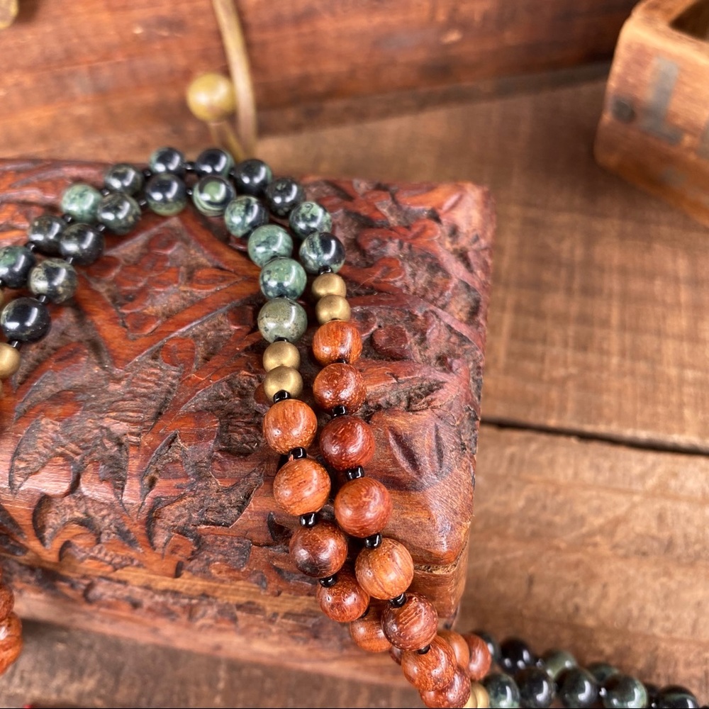 โจGREEN JASPER/ROSEWOOD/TIGER EYE MALA NECKLACE - Picture 5 of 16